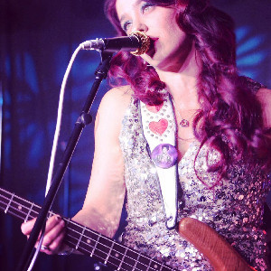 Photograph of bass guitarist Danielle Nicole.